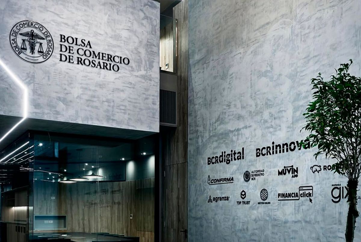Letras corpóreas y logos 3D fabricados en Rosario por MOSS Visual